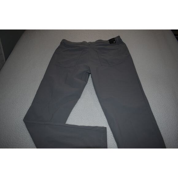 Adidas Chinos in Black and Gray 36x34 - Picture 5 of 11